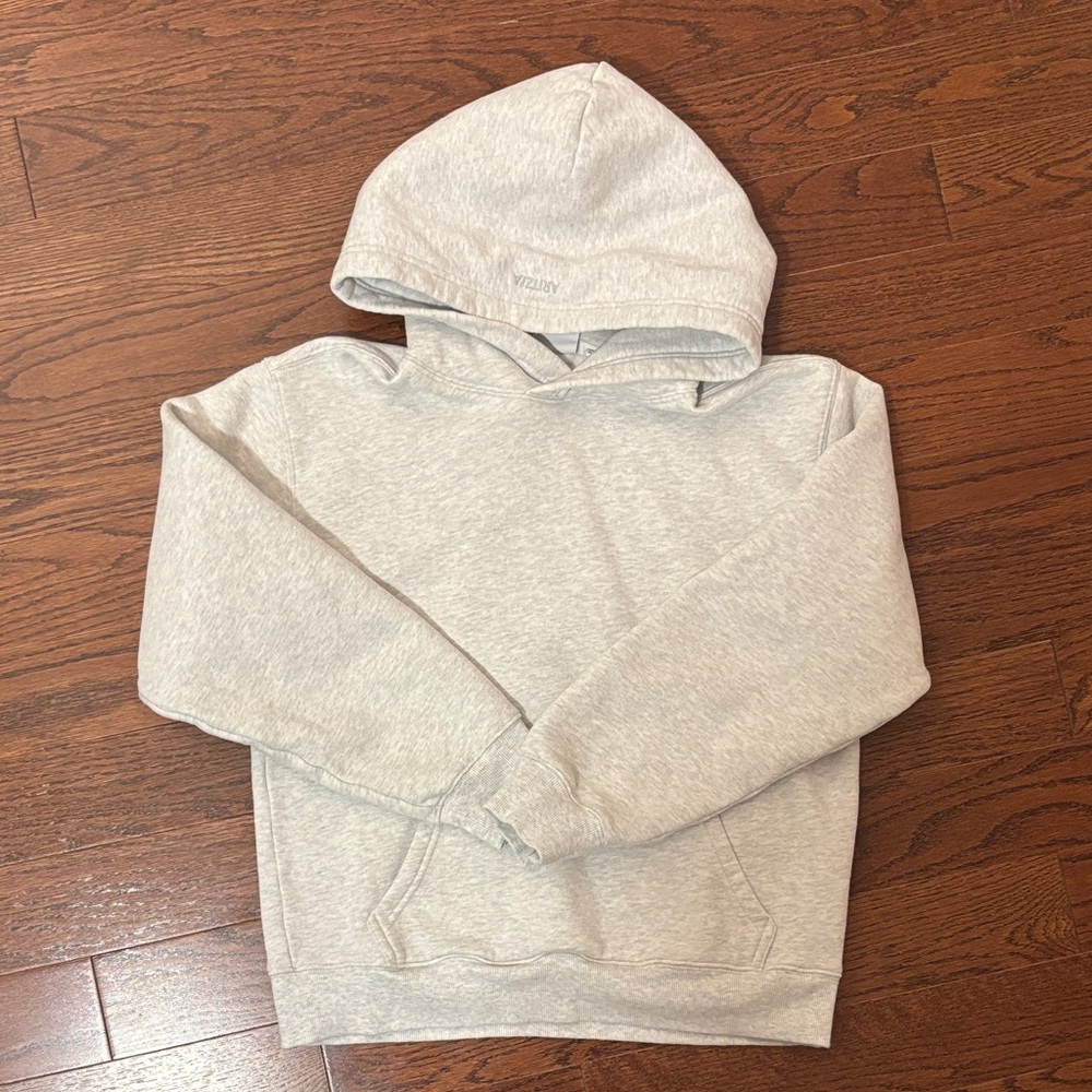 Aritzia Heather Cloud Gray Perfect Fit Hoodie